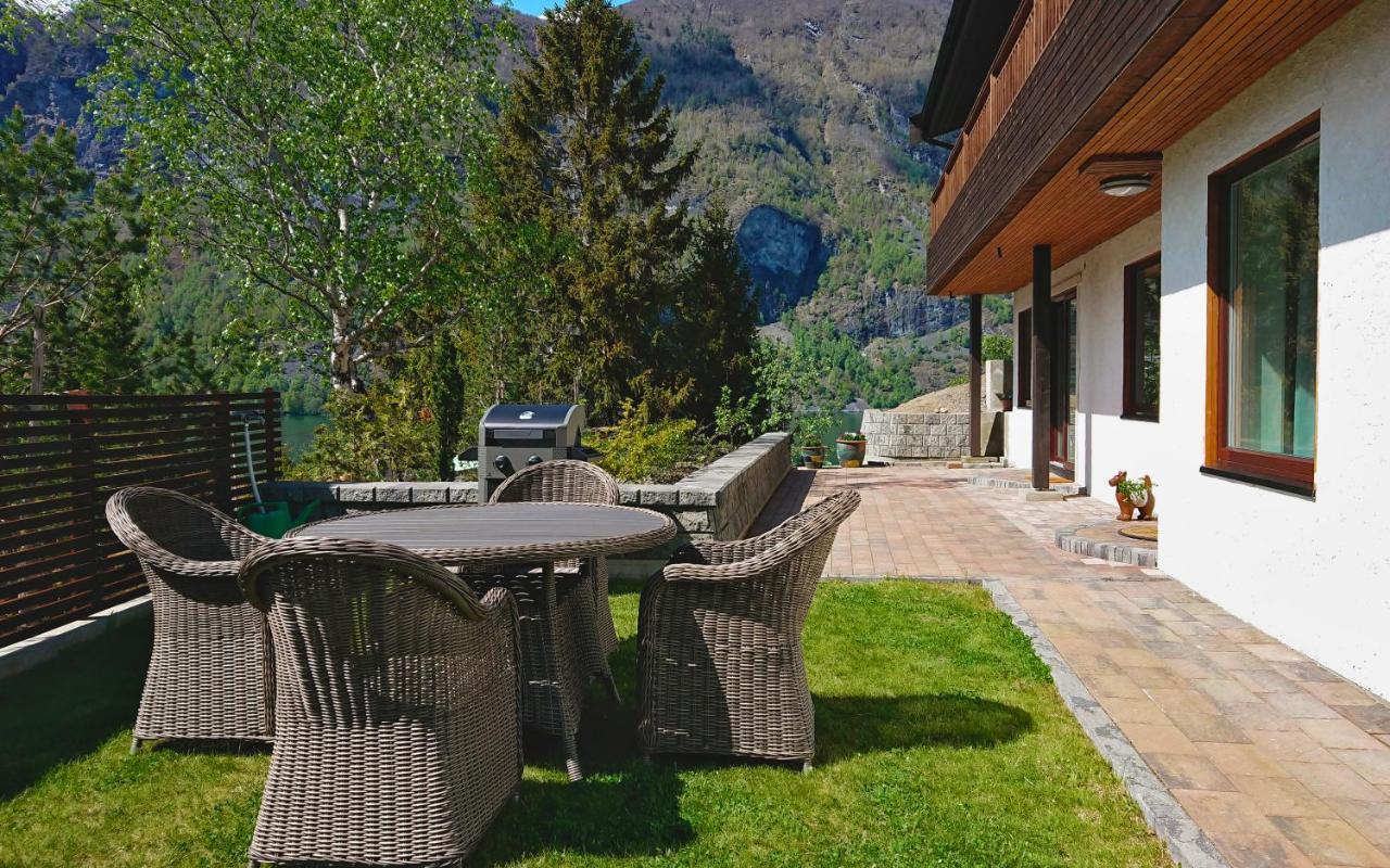 Otnes Fjordside Apartment Aurland Luaran gambar