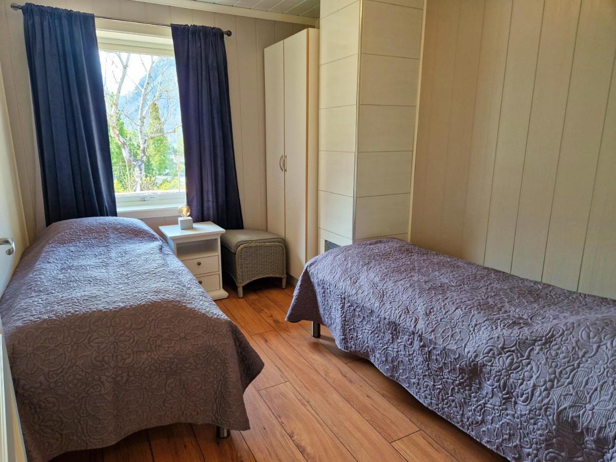Otnes Fjordside Apartment Aurland Luaran gambar