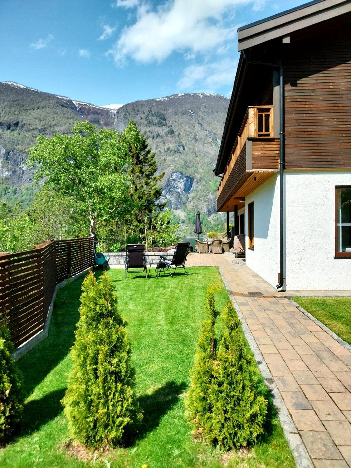 Otnes Fjordside Apartment Aurland Luaran gambar